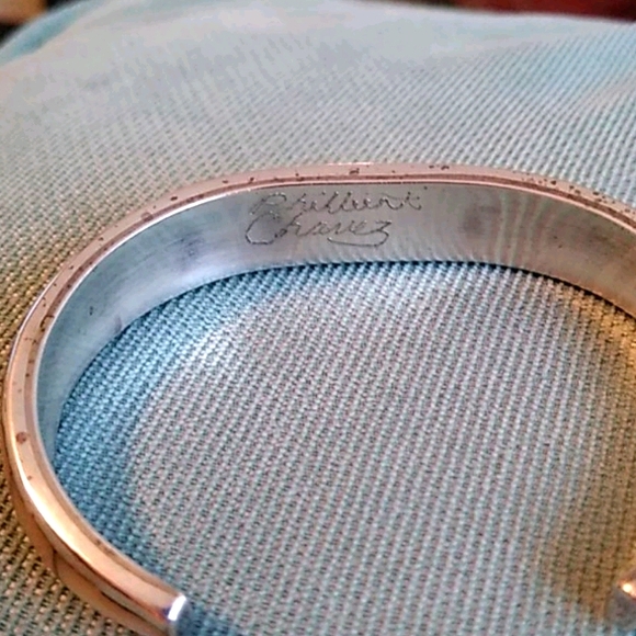 NATIVE AMERICAN WHITE MOTHER OF PEARL CUFF BRACELE - Picture 3 of 6